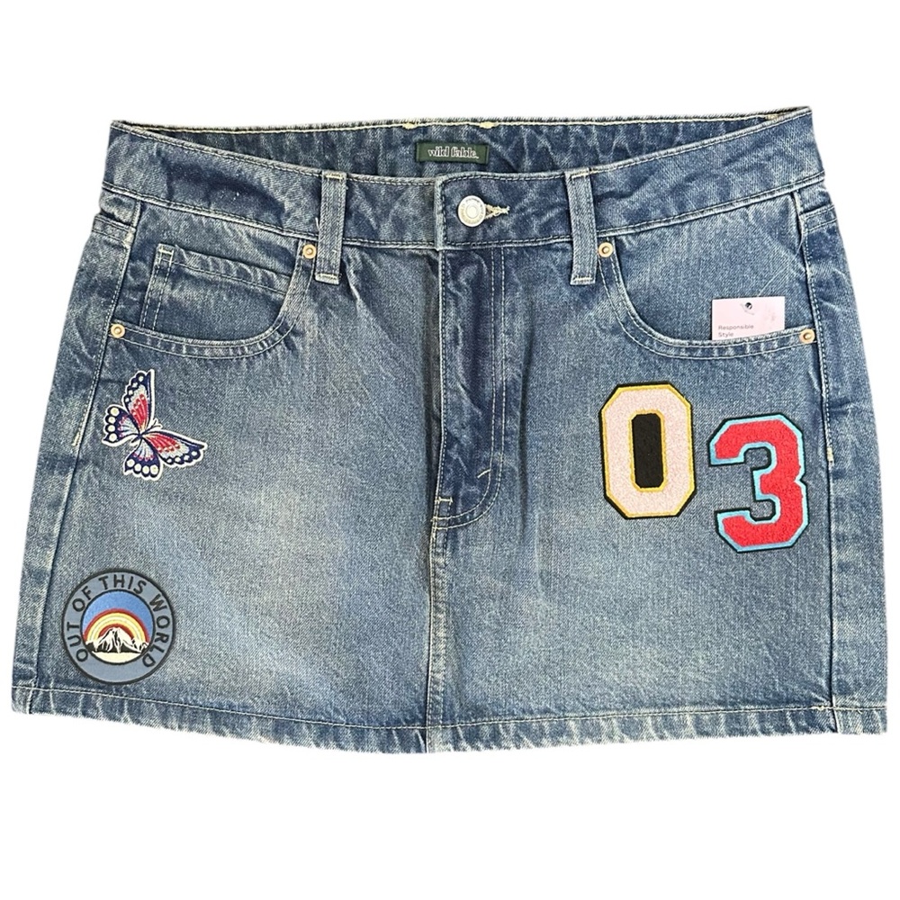 Wild Fable 100% Cotton Denim Jean Mini Skirt Size 8 Y2K Embroidered Patch Style